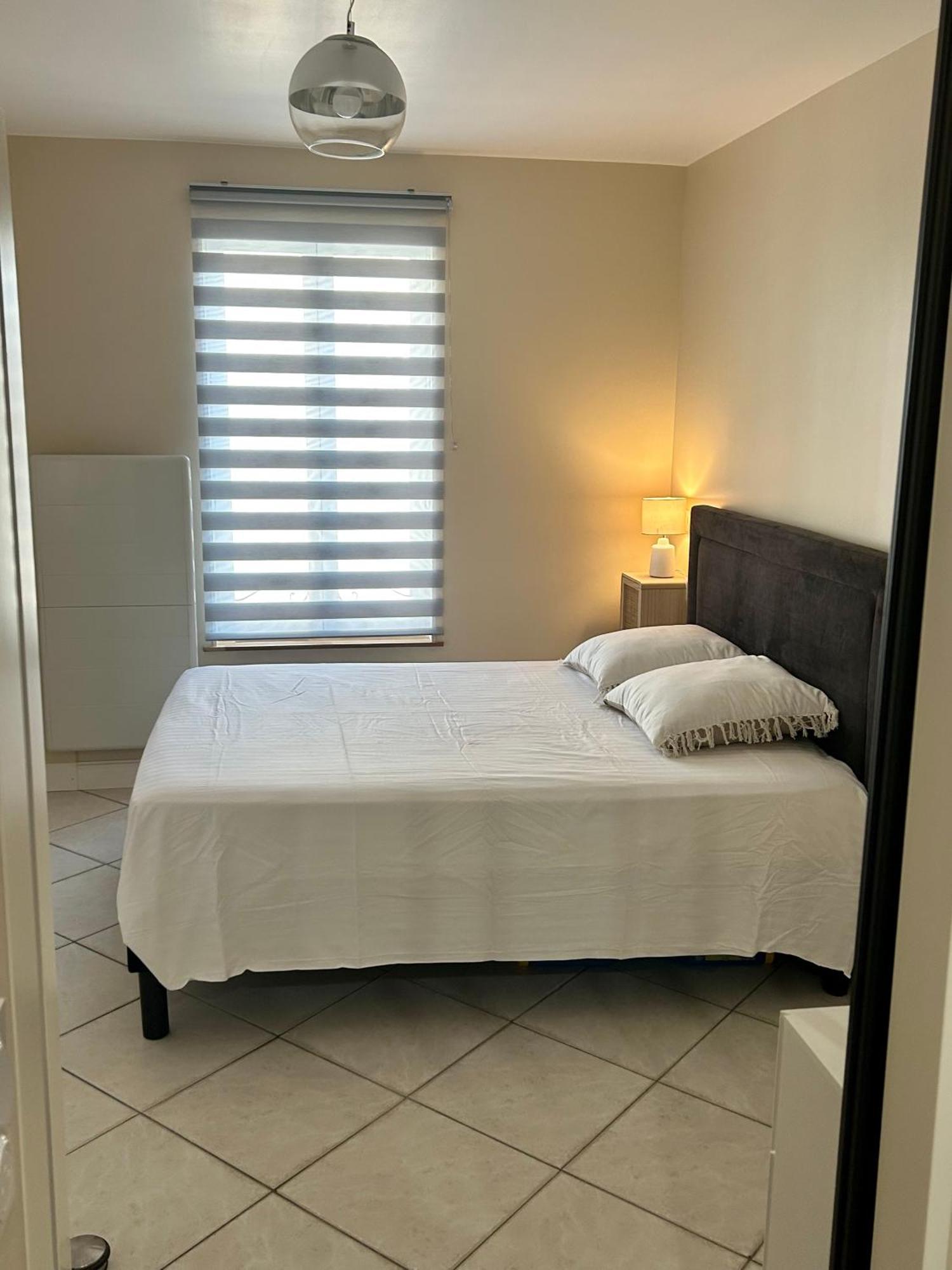 T2 Renove Proche Des Arenes Apartment Saintes Exterior photo