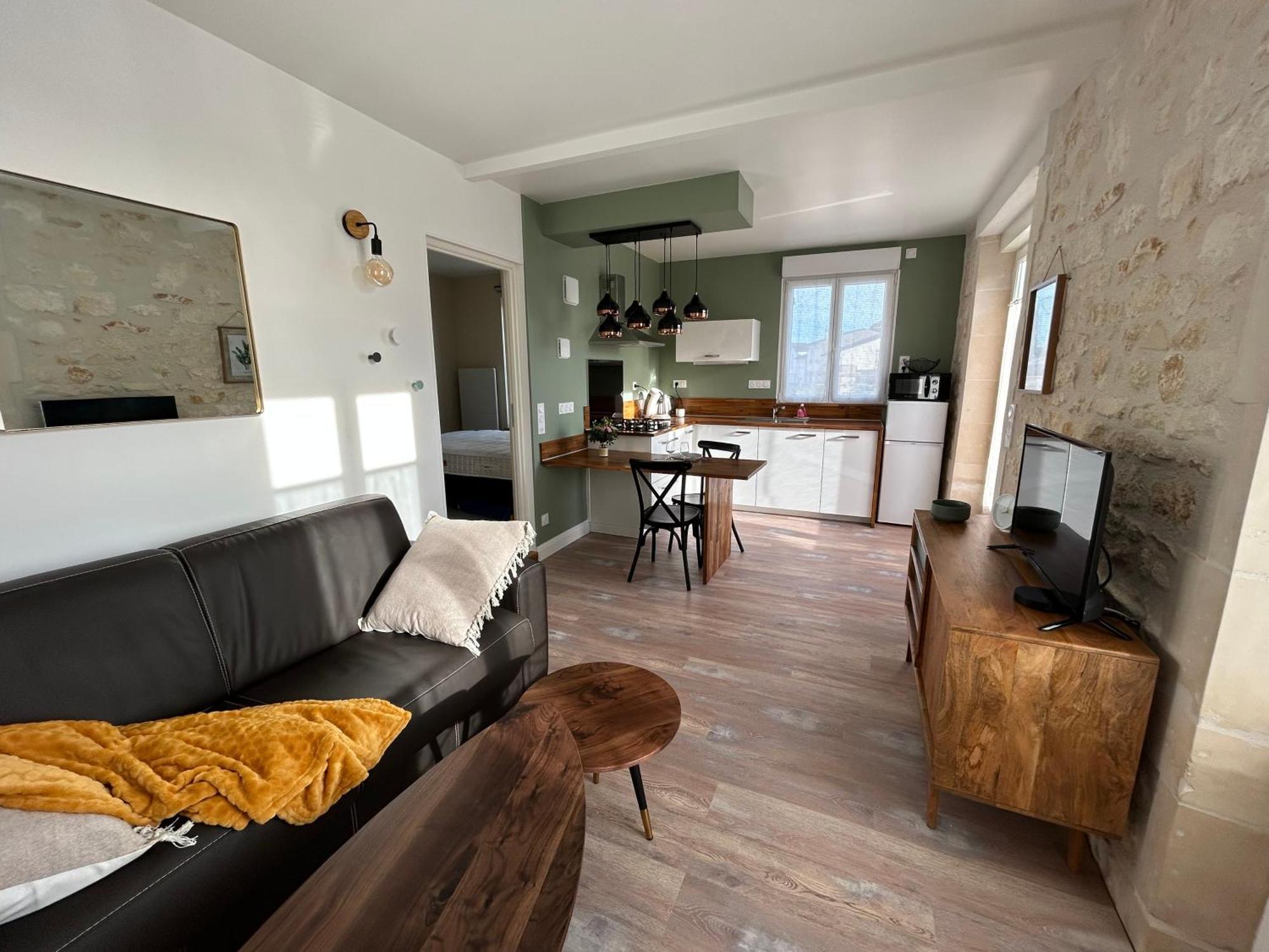 T2 Renove Proche Des Arenes Apartment Saintes Exterior photo